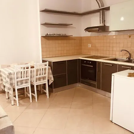 Albi Daire Avlonya